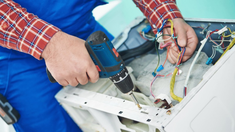 Saruhanlı Bosch Bosch çamaşır makinesi kart tamiri – Su almama arızası orijinal parça ile giderildi. - Teknik servis örneği